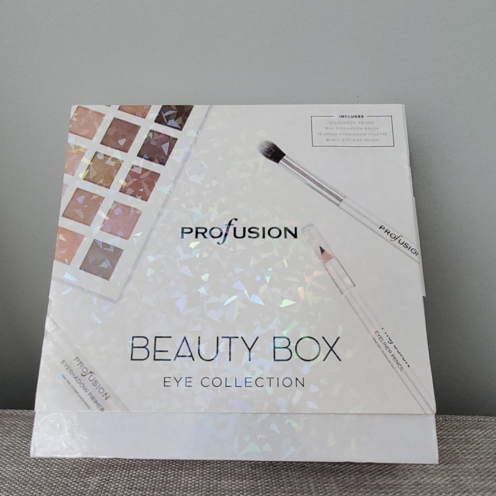 PROFUSION BEAUTY BOX EYE COLLECTION - Picture 1 of 5